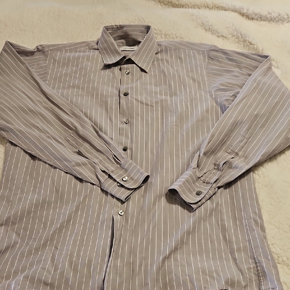CALVIN KLEIN DRESS SHIRT